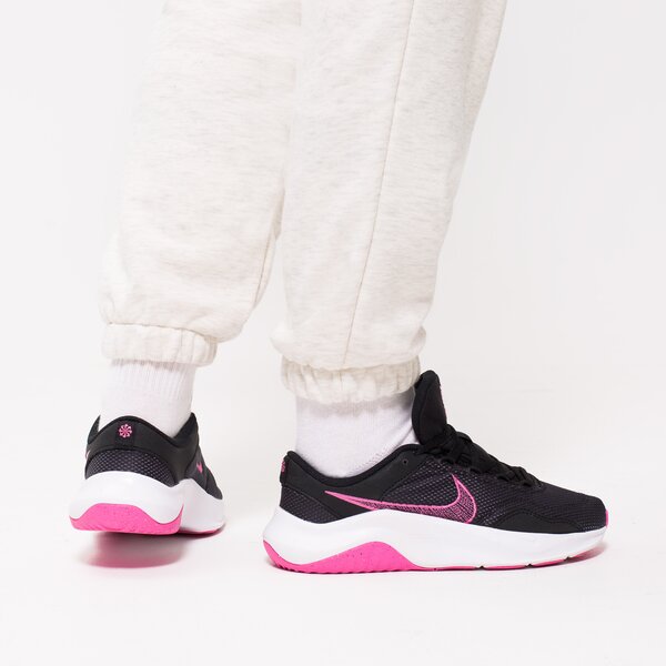 NIKE LEGEND ESSENTIAL 3 (DM1119-002)