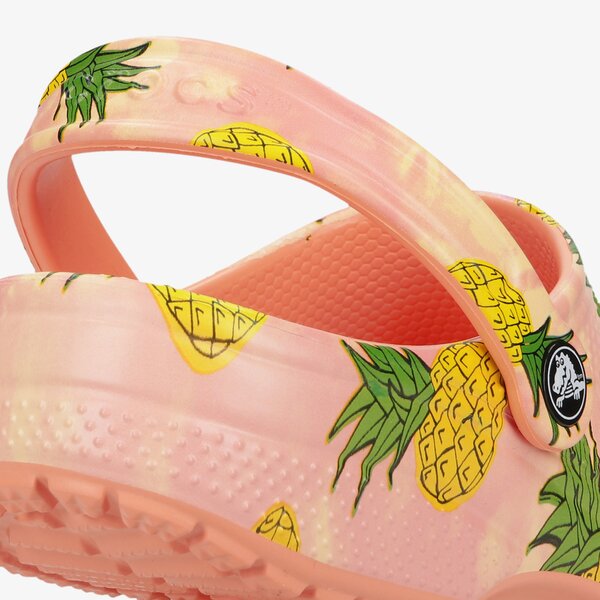 Crocs Classic Retro Resort Clog (207849-83F) Crocs Classic Retro Resort Clog (207849-83F)