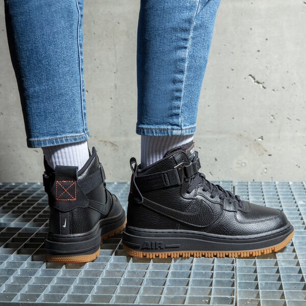 NIKE AIR FORCE 1 HIGH UTILITY 2.0 (DC3584-001)