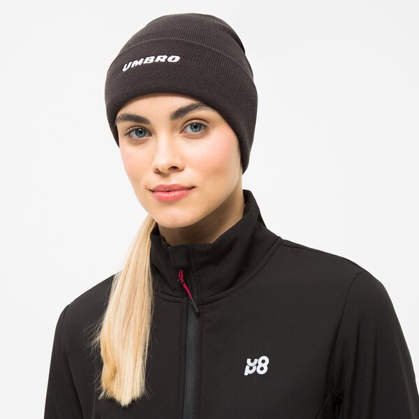 UMBRO CZAPKA LOGO (66136U-060)