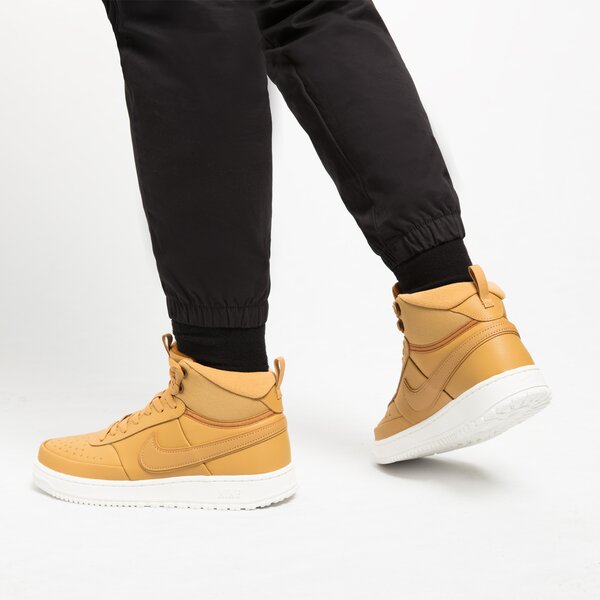 NIKE COURT VISION MID WINTER (DR7882-700)