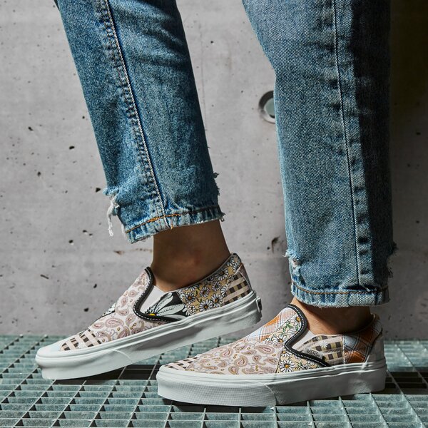 VANS UA CLASSIC SLIP-ON (VN0A5AO84201)