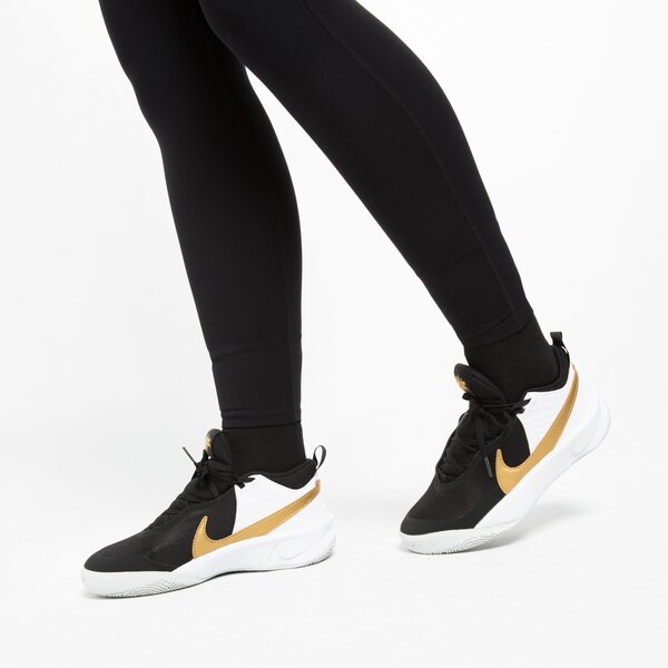 NIKE TEAM HUSTLE D 10 (CW6735-002)