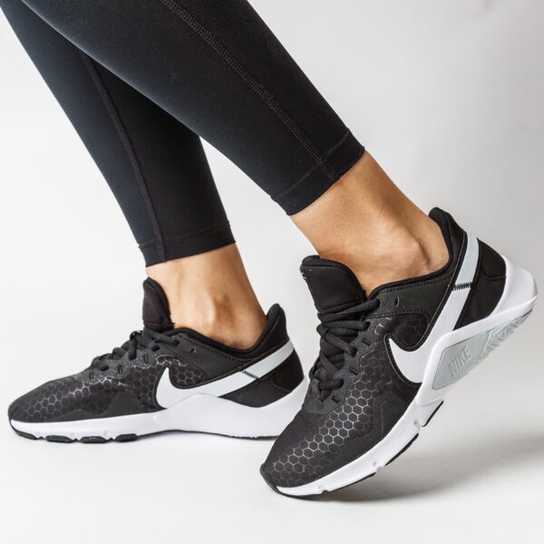 NIKE LEGEND ESSENTIAL WOMEN’S (CQ9545-001)