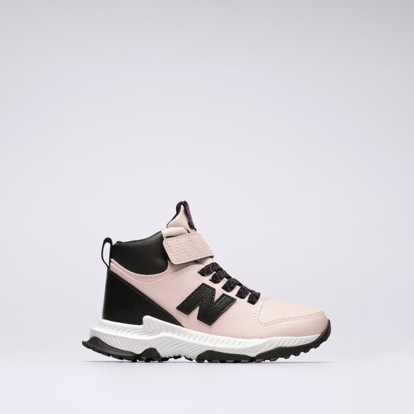 Buty outdoor NEW BALANCE 800 (PT800TP3) Różowy