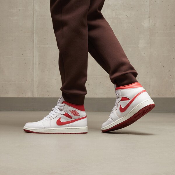 AIR JORDAN 1 MID SE (FJ3458-160)