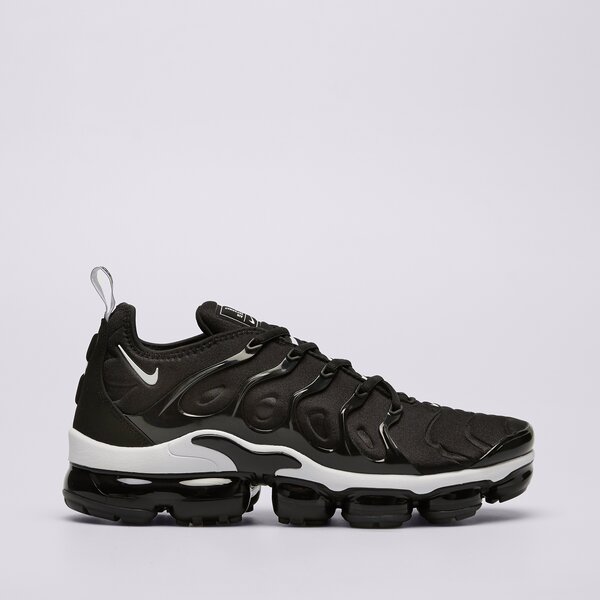 Nike Air Vapormax Plus (924453-011)